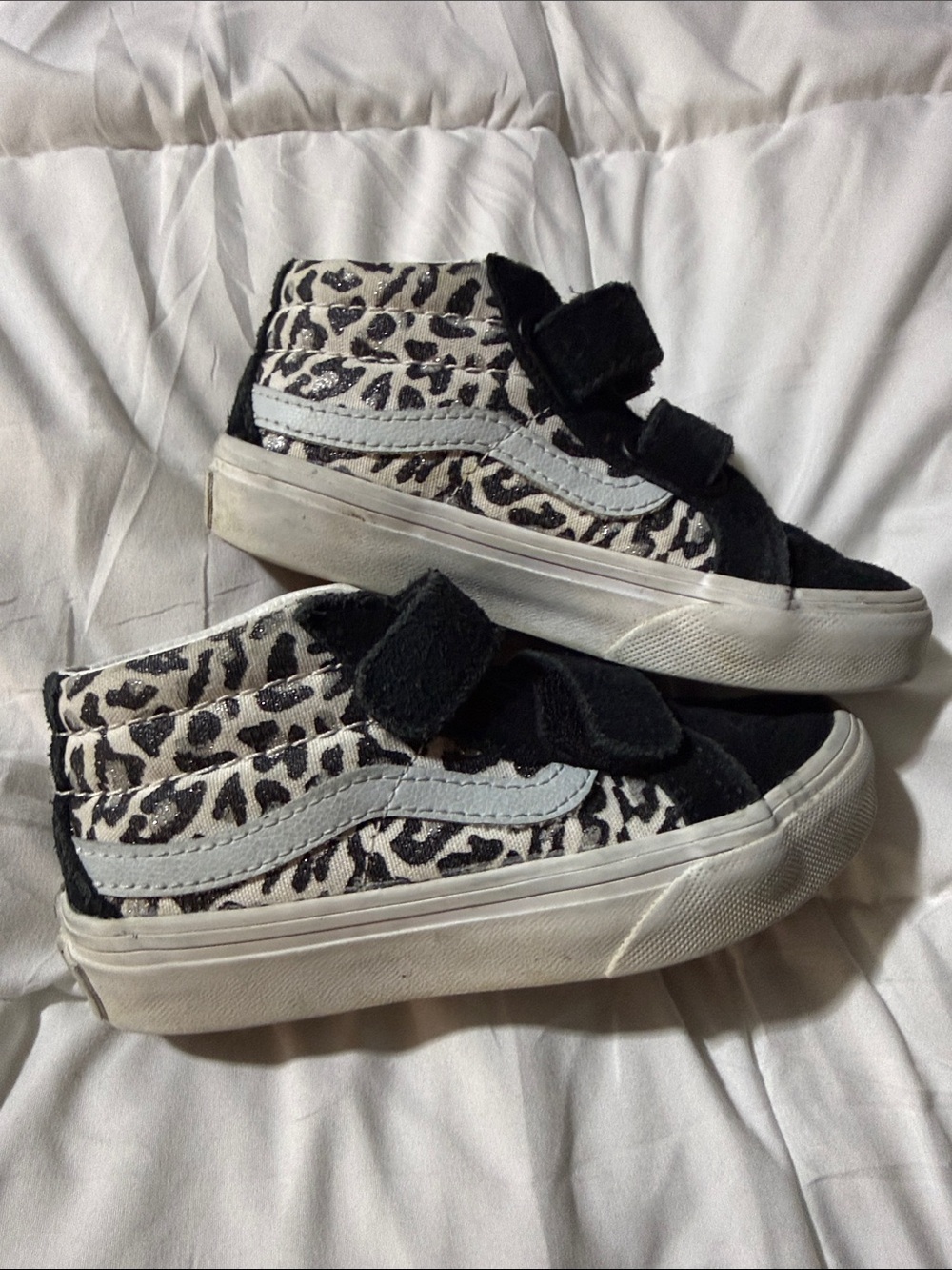 Vans Kids High-Top Sneakers in Black & White Leopard Print